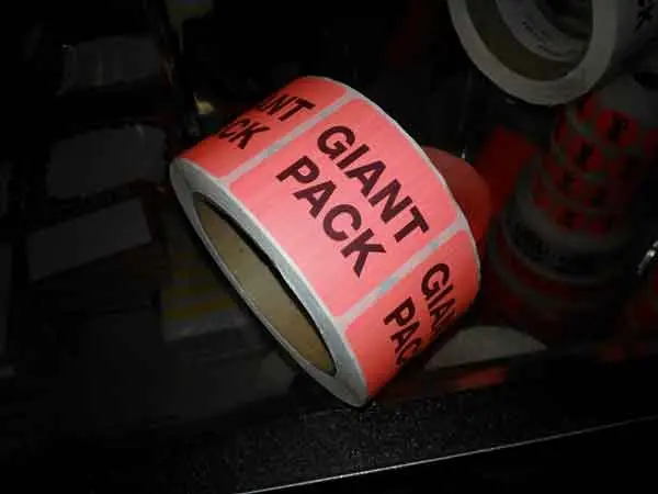 2 X 2 Inch LABEL " GIANT PACK"