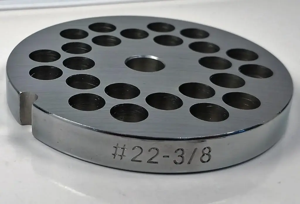 3/8" Meat Grinder Plate #22 Double Cut