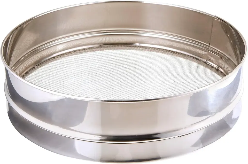 WINCO SIV-10 10" Rim Sieve with Mesh