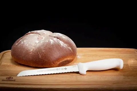 Mundial W5626-7 Bread Knife Serrated Edge 5600 Series 7.5 inches White