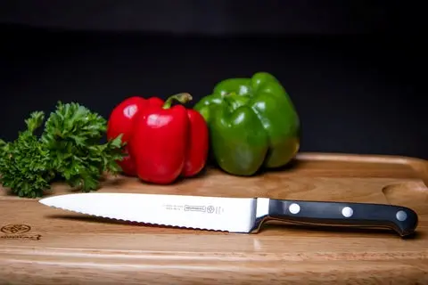 Mundial BP5111-6E Utility Knife 5100 Series 6 inches Black