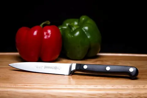 Mundial BP5111-4 Paring Knife 5100 Series 4 inches Black