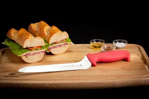 Mundial R5620-9E Bread Knife Offset Serrated 5600 Series 9 inches Red